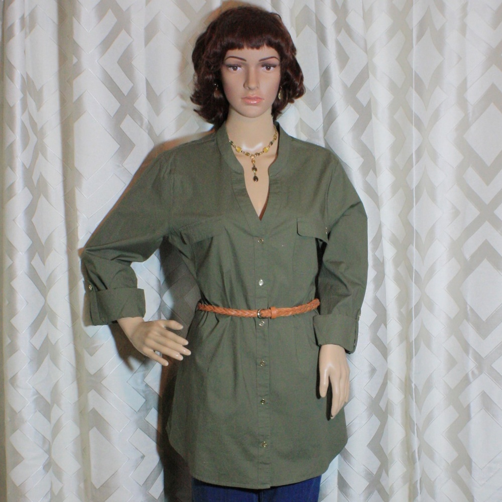 Guess NWT Pandora Belted Tunic Top
